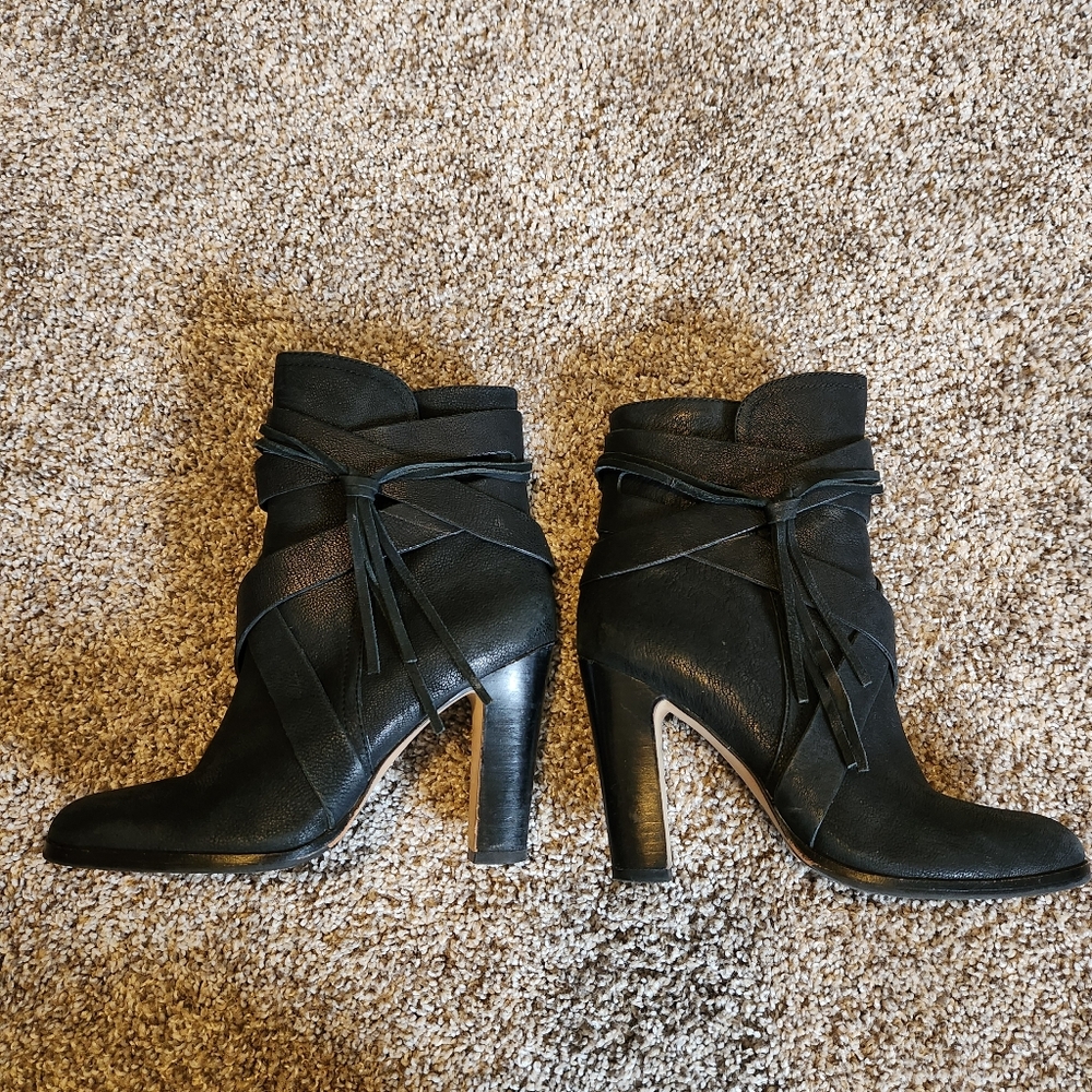 Vince Camuto Charisa Bootie - Picture 4 of 9